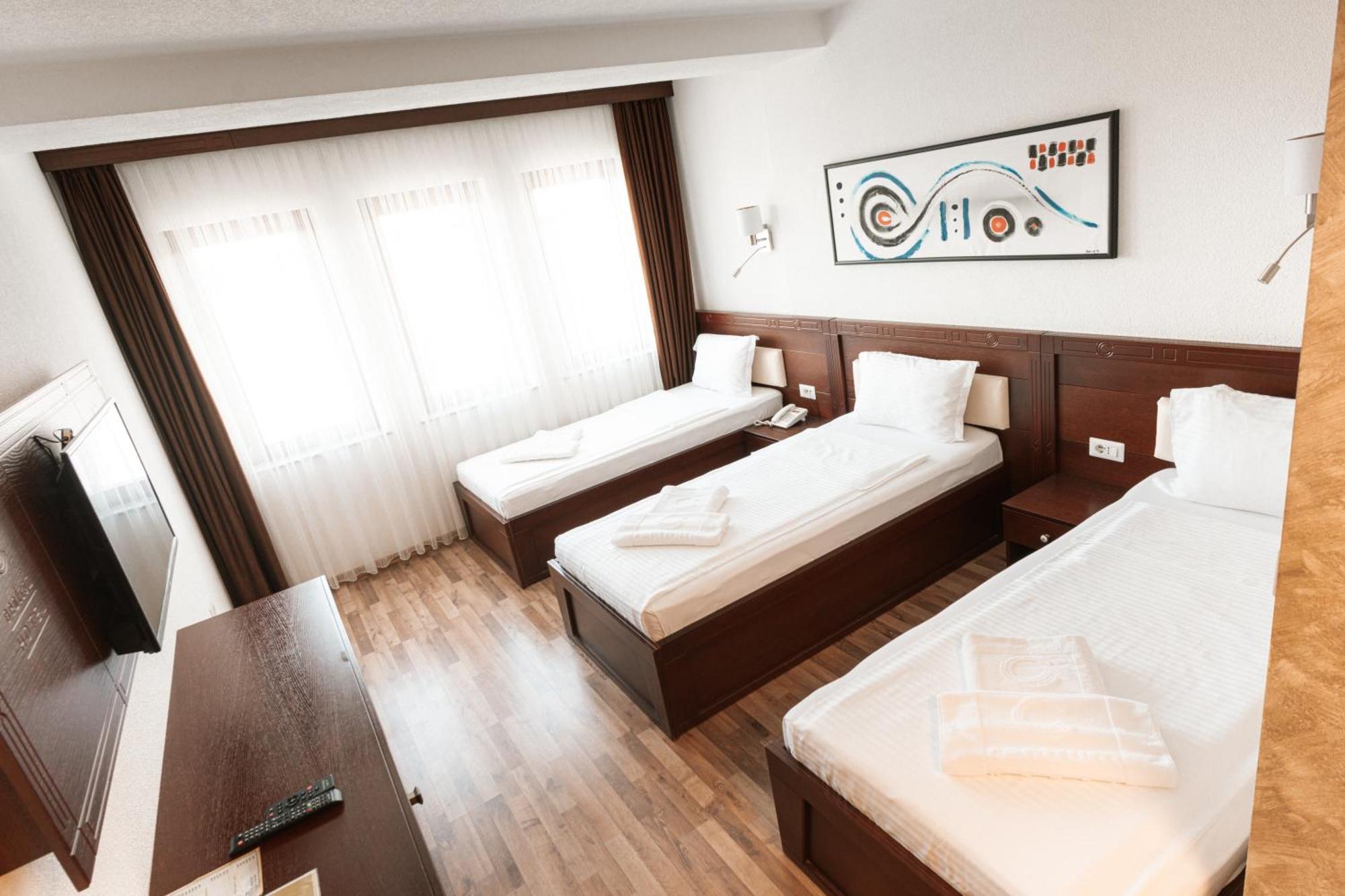 Hotel Centrum Prizren Exterior foto