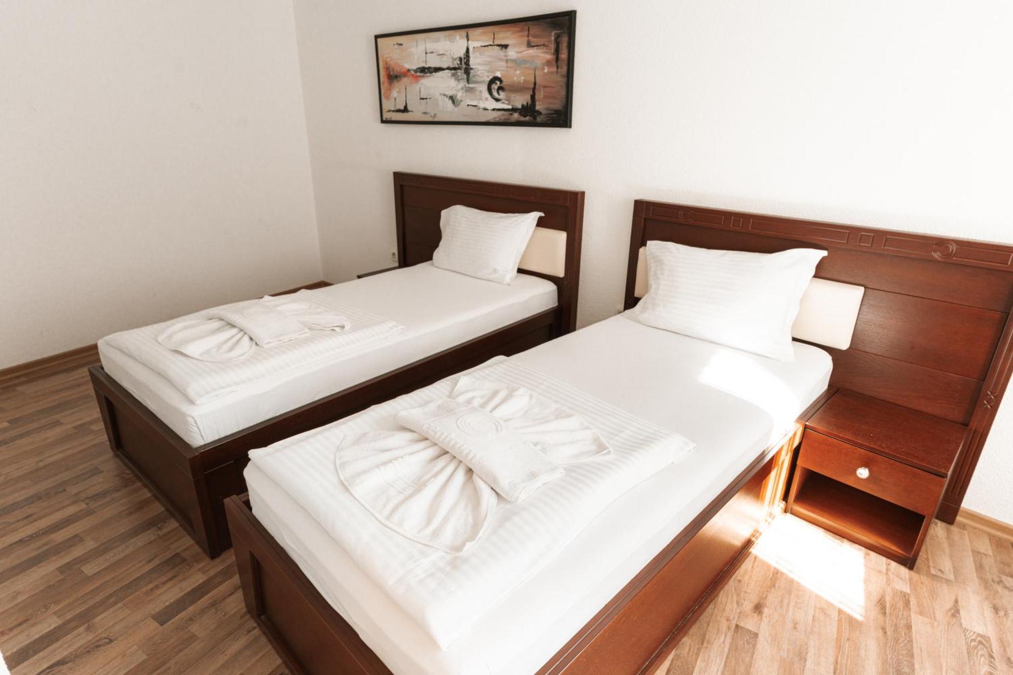 Hotel Centrum Prizren Exterior foto
