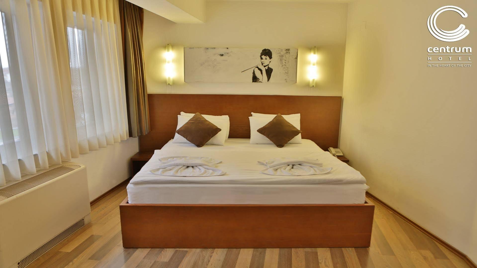 Hotel Centrum Prizren Exterior foto